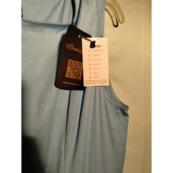 Dress - Picture 2 of 5